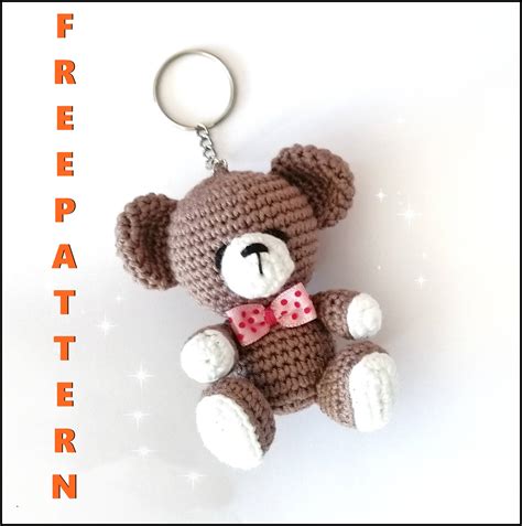 teddy bear keychain crochet pattern.